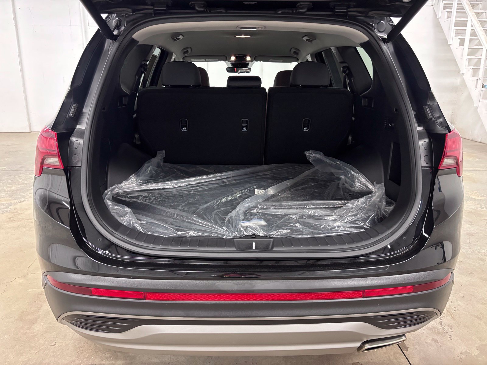 Used 2023 Hyundai Santa Fe SEL w/ Cargo Package AWD/4WD image 27