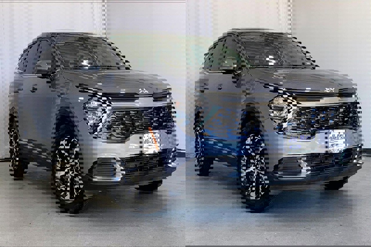 Used 2023 Kia Sportage EX image 34