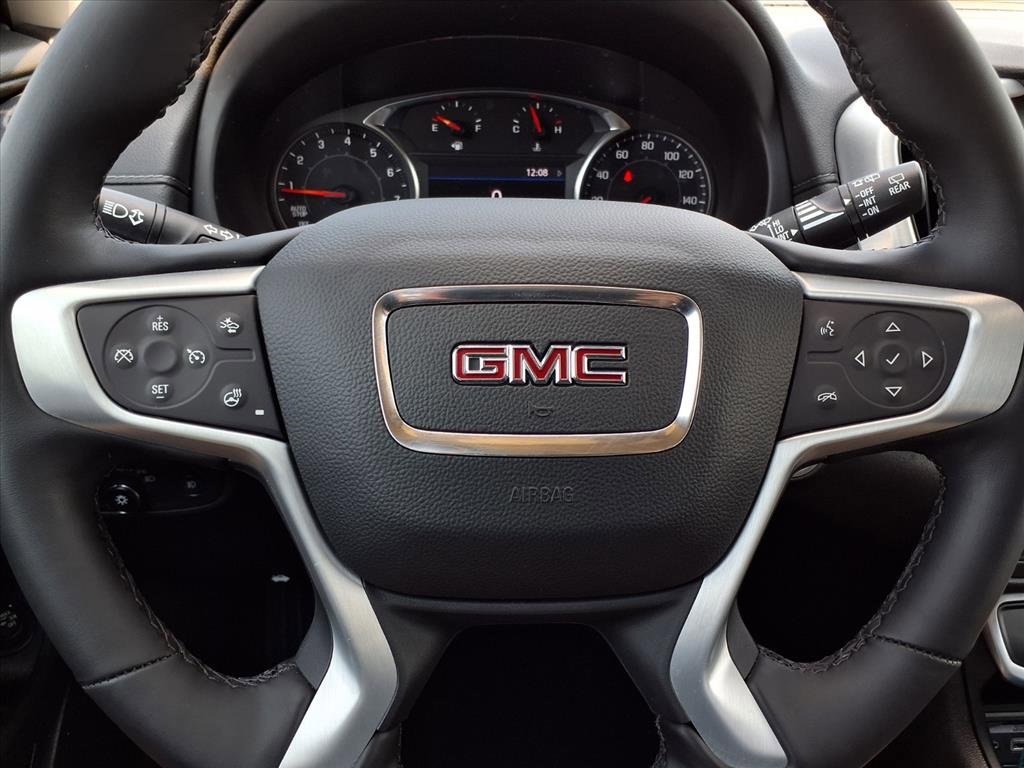 Used 2024 GMC Terrain SLT image 23