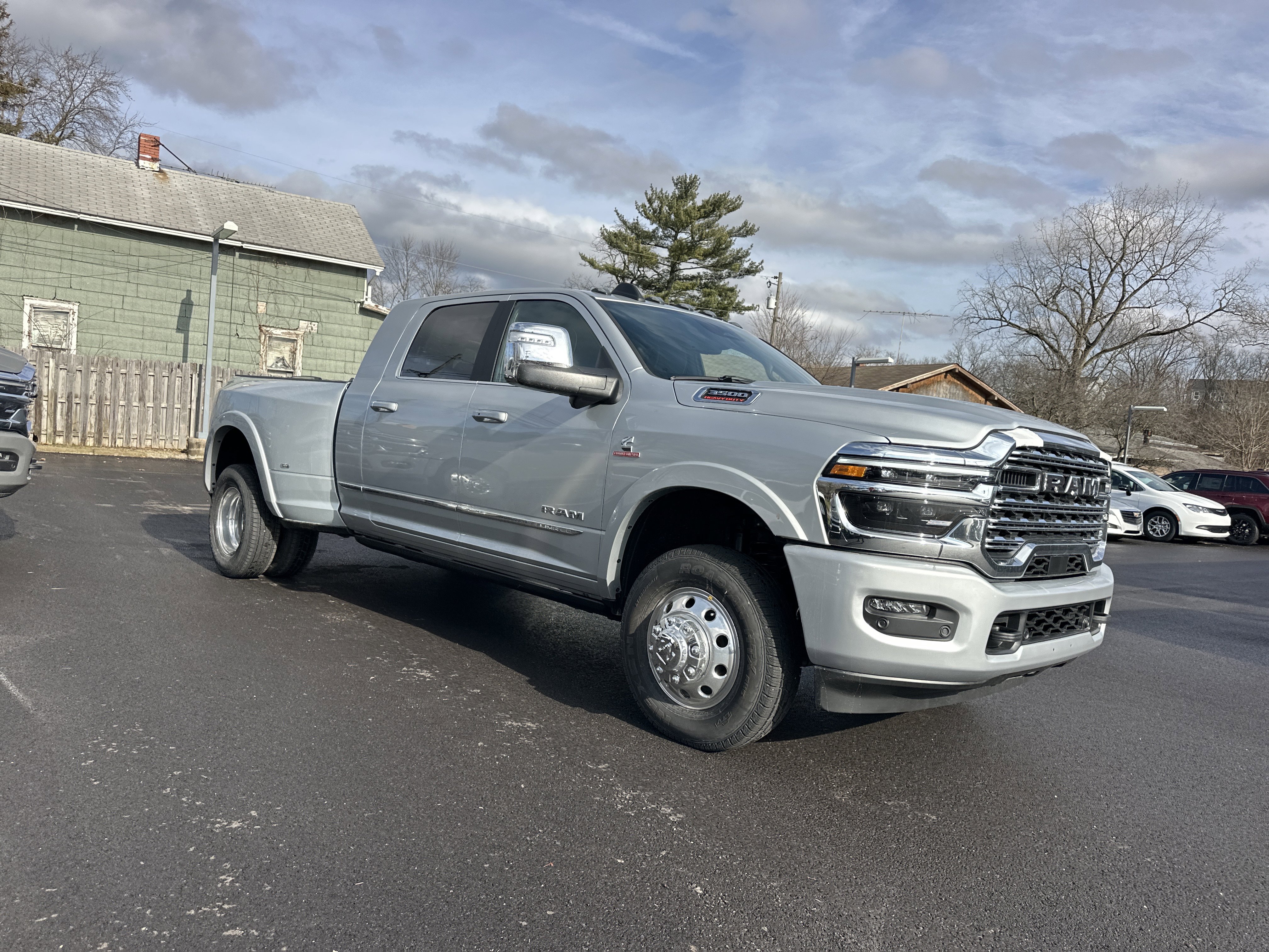 New 2026 RAM 3500 Limited image 20