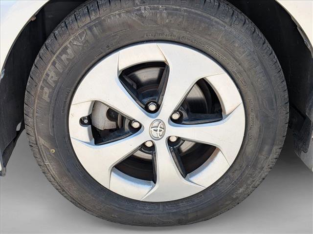 Used 2013 Toyota Prius Two FWD video 3