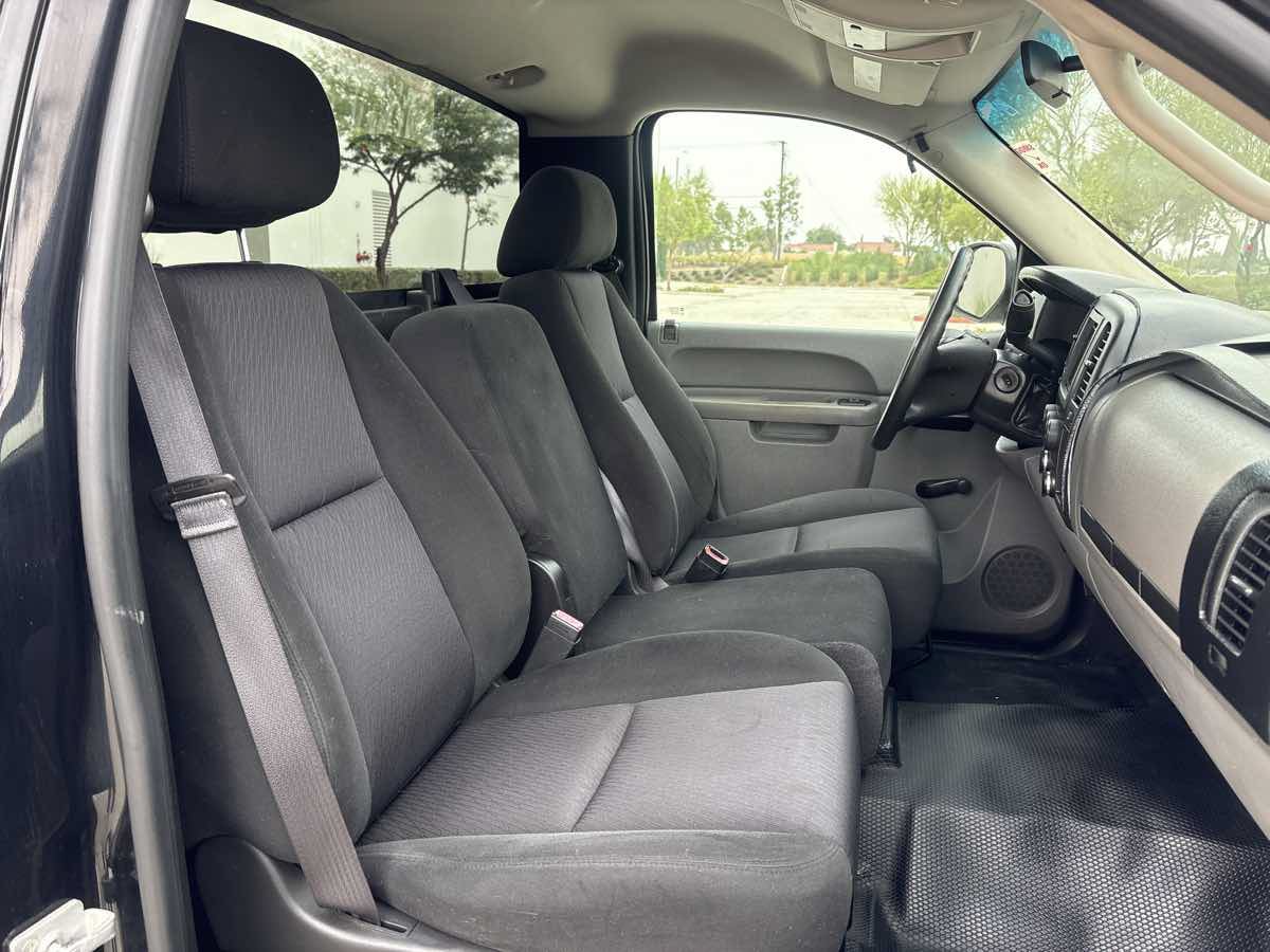 Used 2011 Chevrolet Silverado 1500 W/T w/ LS Package RWD image 11