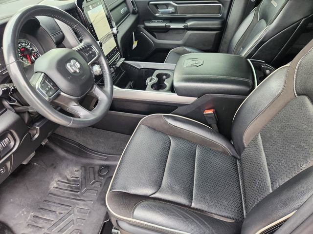 Used 2024 RAM 1500 Laramie AWD/4WD image 4