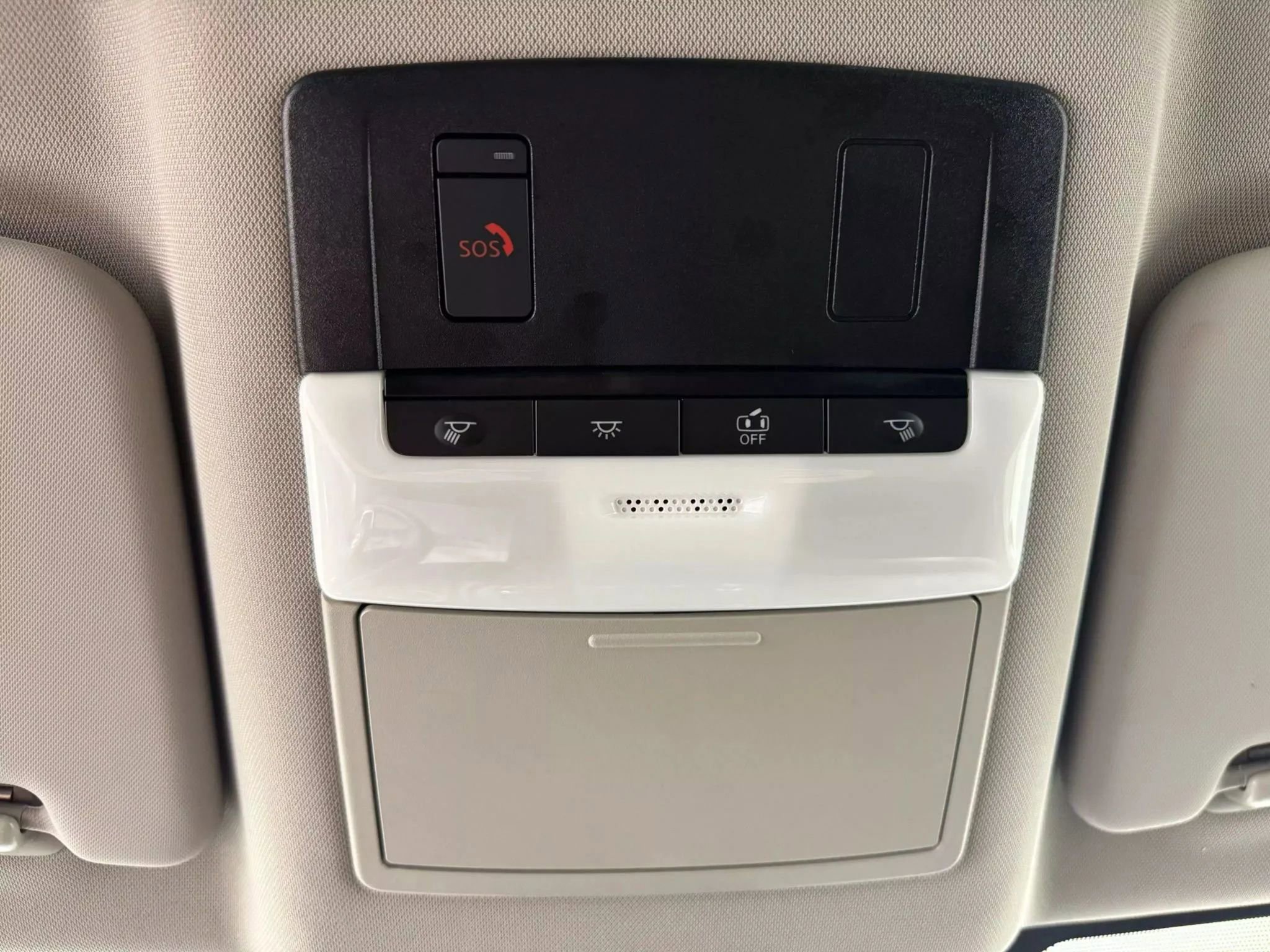 Used 2024 Nissan Rogue SV AWD/4WD image 23