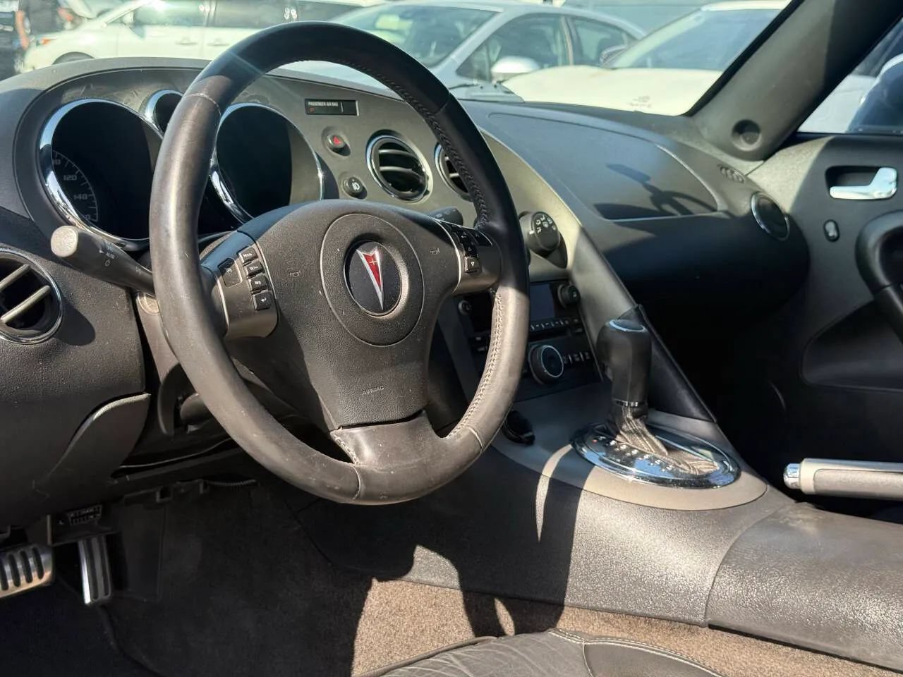 Used 2008 Pontiac Solstice GXP RWD image 18