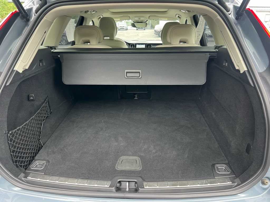 Certified 2023 Volvo XC60 B6 Ultimate w/ Climate Package AWD/4WD image 27