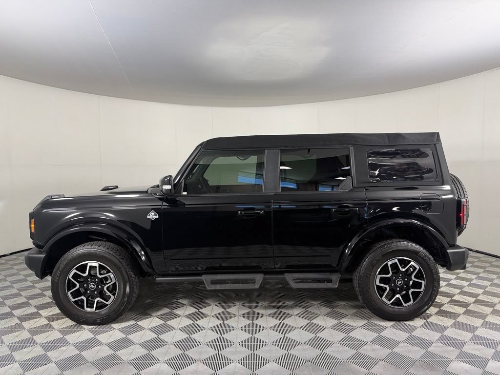 Used 2024 Ford Bronco Outer Banks AWD/4WD image 10