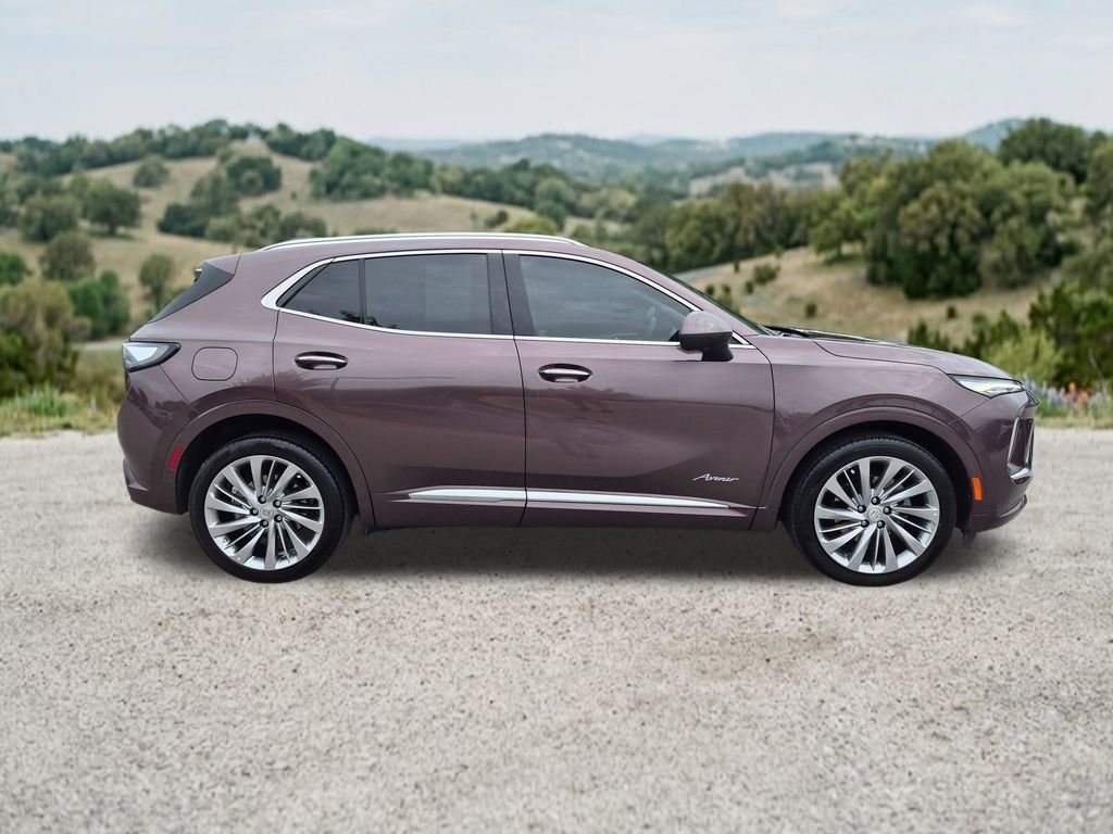 Used 2024 Buick Envision Avenir AWD/4WD image 12