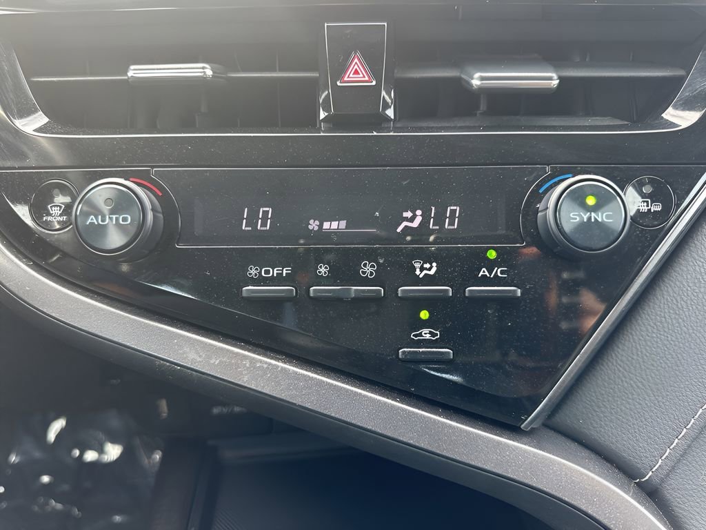 Used 2024 Toyota Camry SE image 18