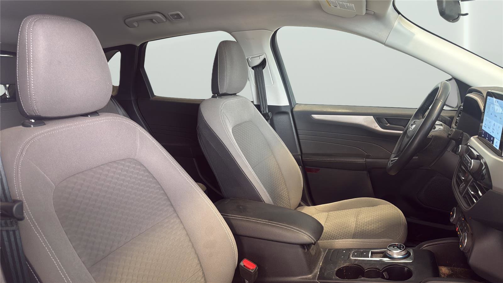 Certified 2022 Ford Escape SE w/ Cold Weather Package image 15