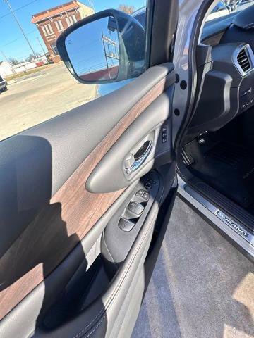 Certified 2024 Nissan Murano Platinum w/ Cargo Package image 24