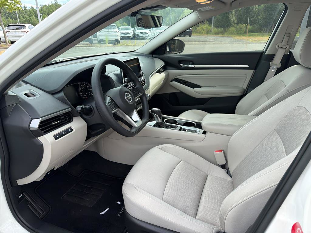 Used 2021 Nissan Altima 2.5 SV AWD/4WD image 23