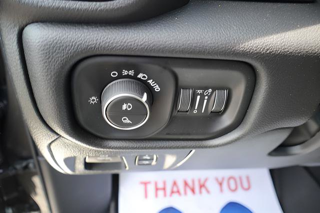 New 2026 RAM 1500 4x4 Crew Cab image 19