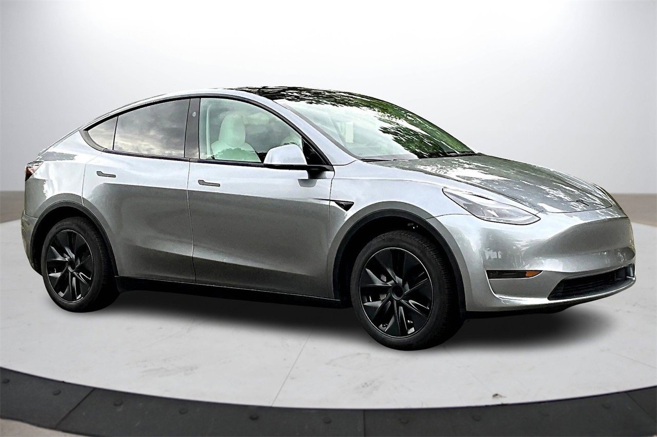 Used 2025 Tesla Model Y Long Range