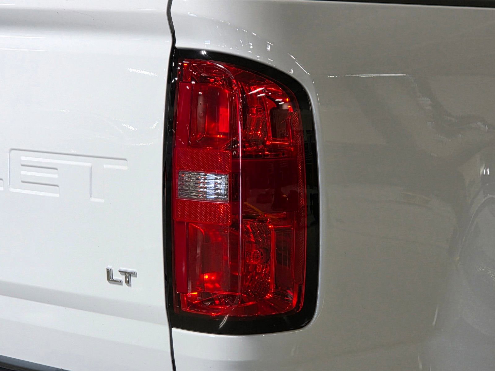 Used 2022 Chevrolet Colorado LT image 12