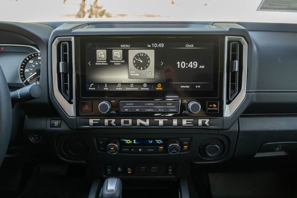 Used 2025 Nissan Frontier SV w/ SV Convenience Package image 18