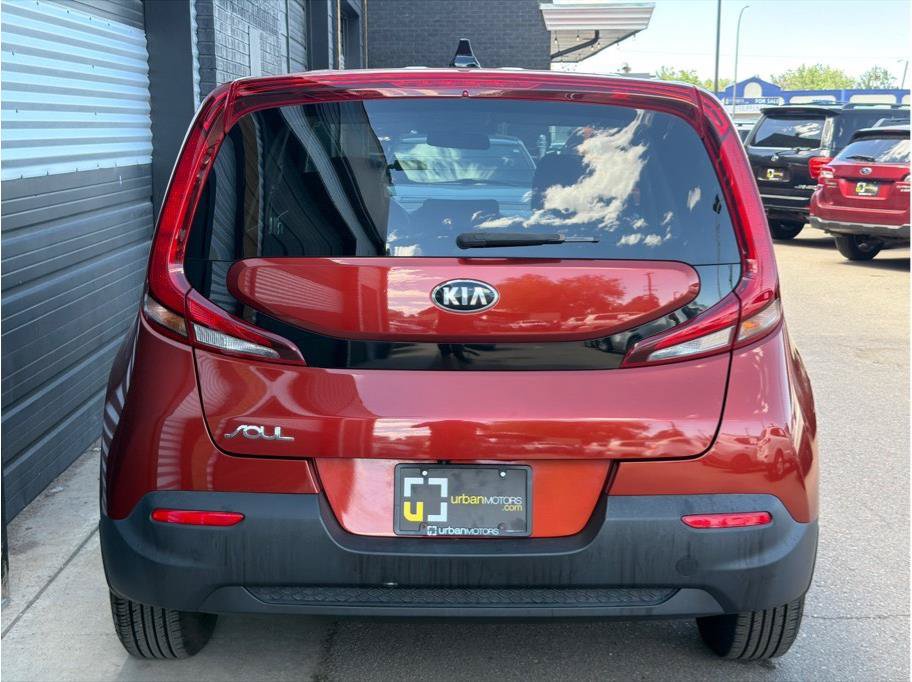 Used 2020 Kia Soul LX FWD image 9