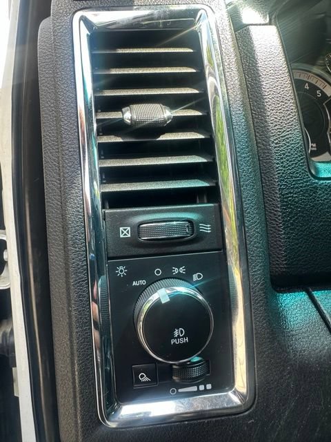 Used 2018 RAM 2500 Laramie AWD/4WD image 35