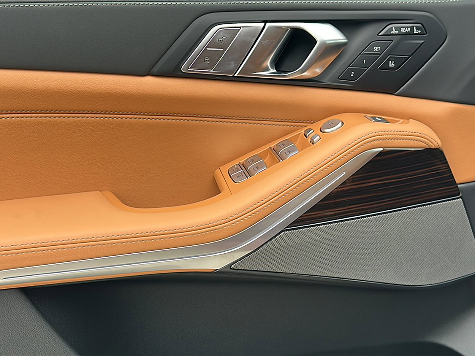 New 2026 BMW X7 xDrive40i image 13