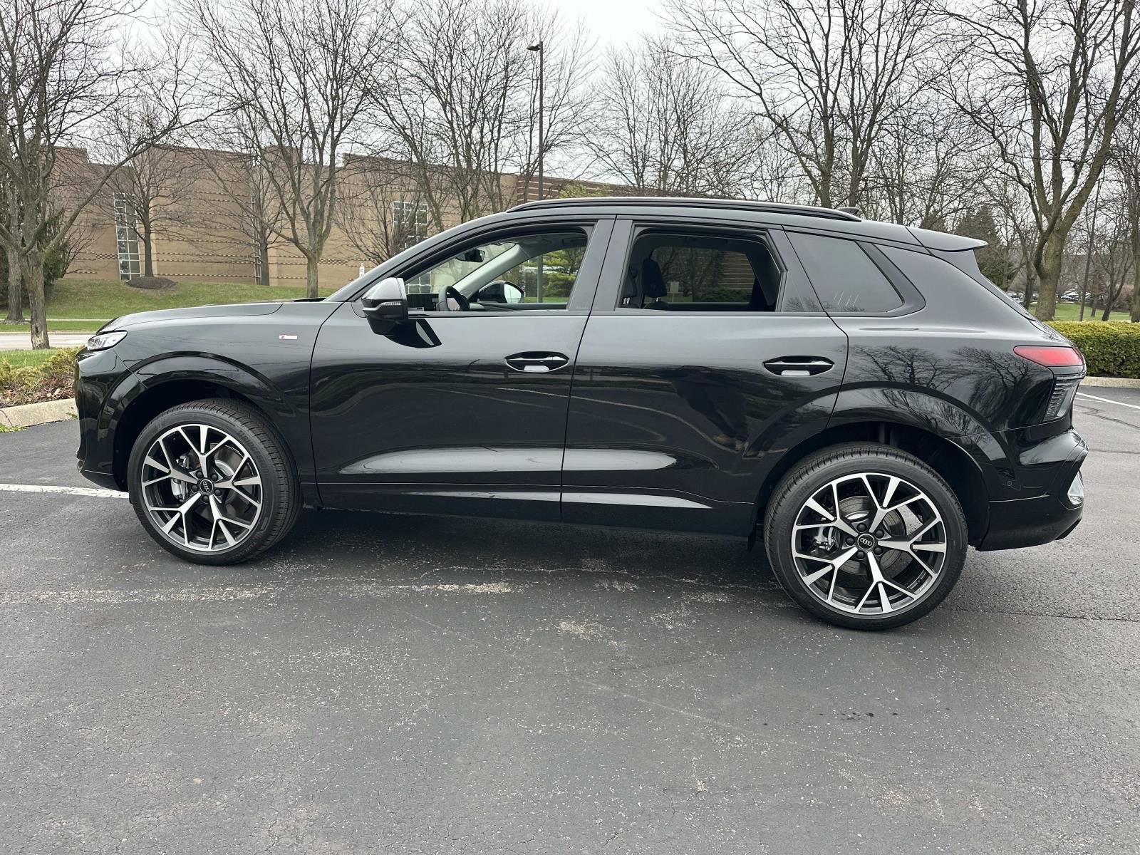 New 2026 Audi Q3 quattro 2.0T image 8