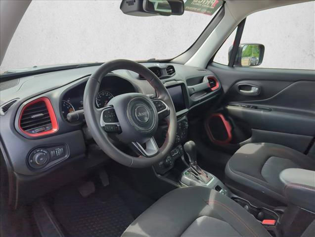 Used 2023 Jeep Renegade Trailhawk AWD/4WD image 11