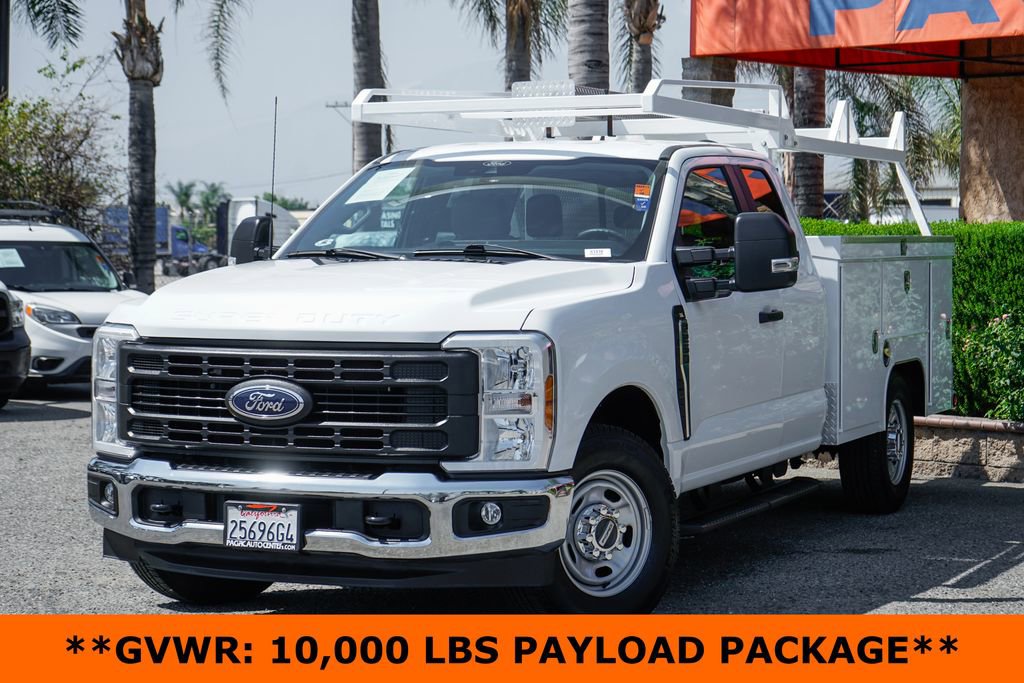 Used 2024 Ford F250 XL w/ XL Chrome Package image 4