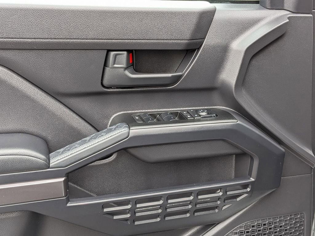 Used 2025 Toyota 4Runner SR5 image 13