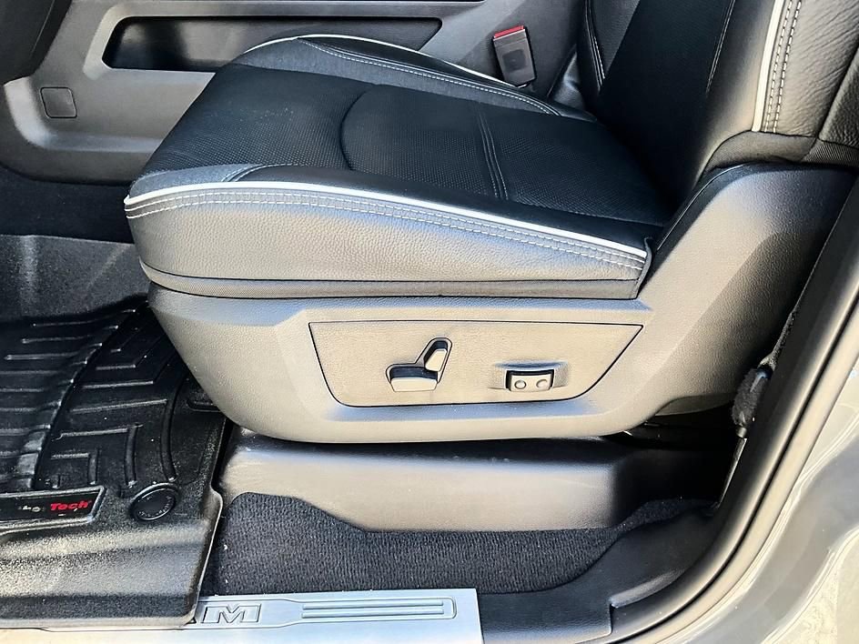 Used 2026 RAM 2500 Limited AWD/4WD image 17