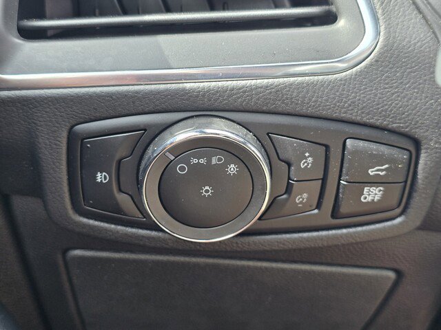 Used 2024 Ford Edge ST w/ Cold Weather Package image 14