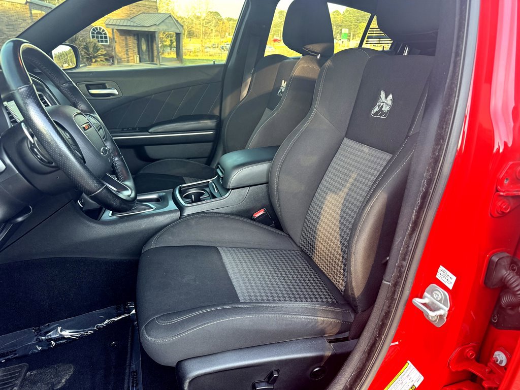 Used 2019 Dodge Charger Scat Pack image 3