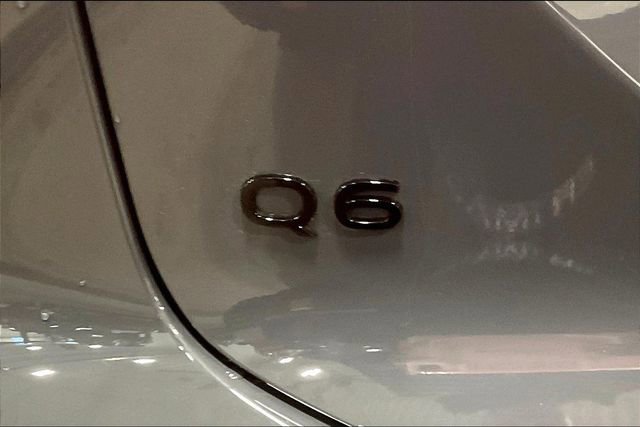 Used 2025 Audi Q6 e-tron Premium Plus w/ Premium Plus image 8