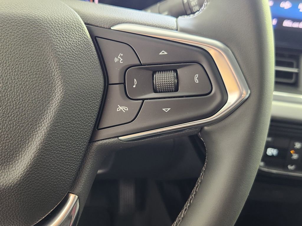 New 2026 Chevrolet Trax LT w/ Driver Confidence Package image 33