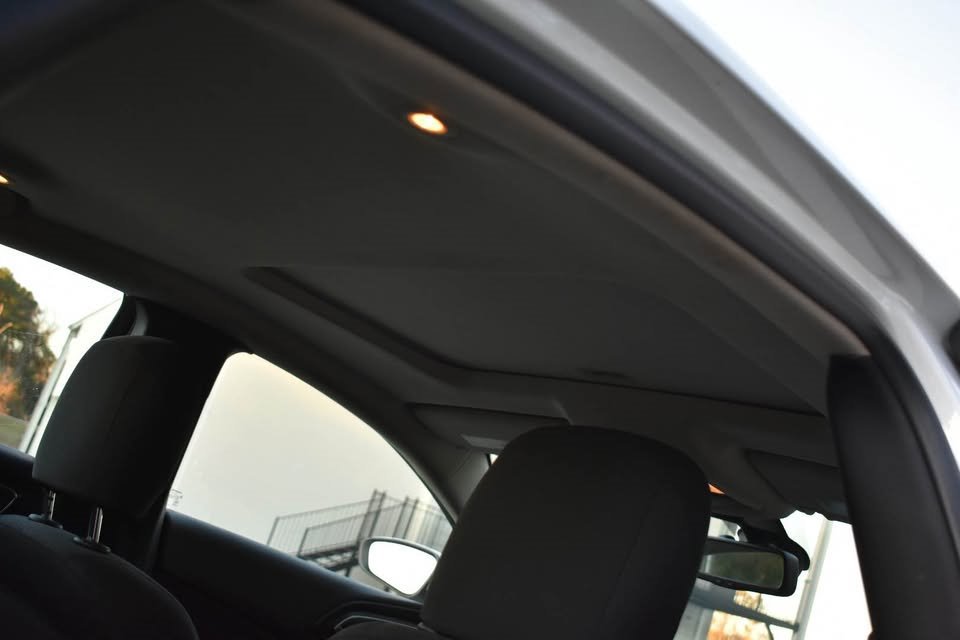 Used 2016 Chrysler 200 Limited w/ Anniversary Edition image 13