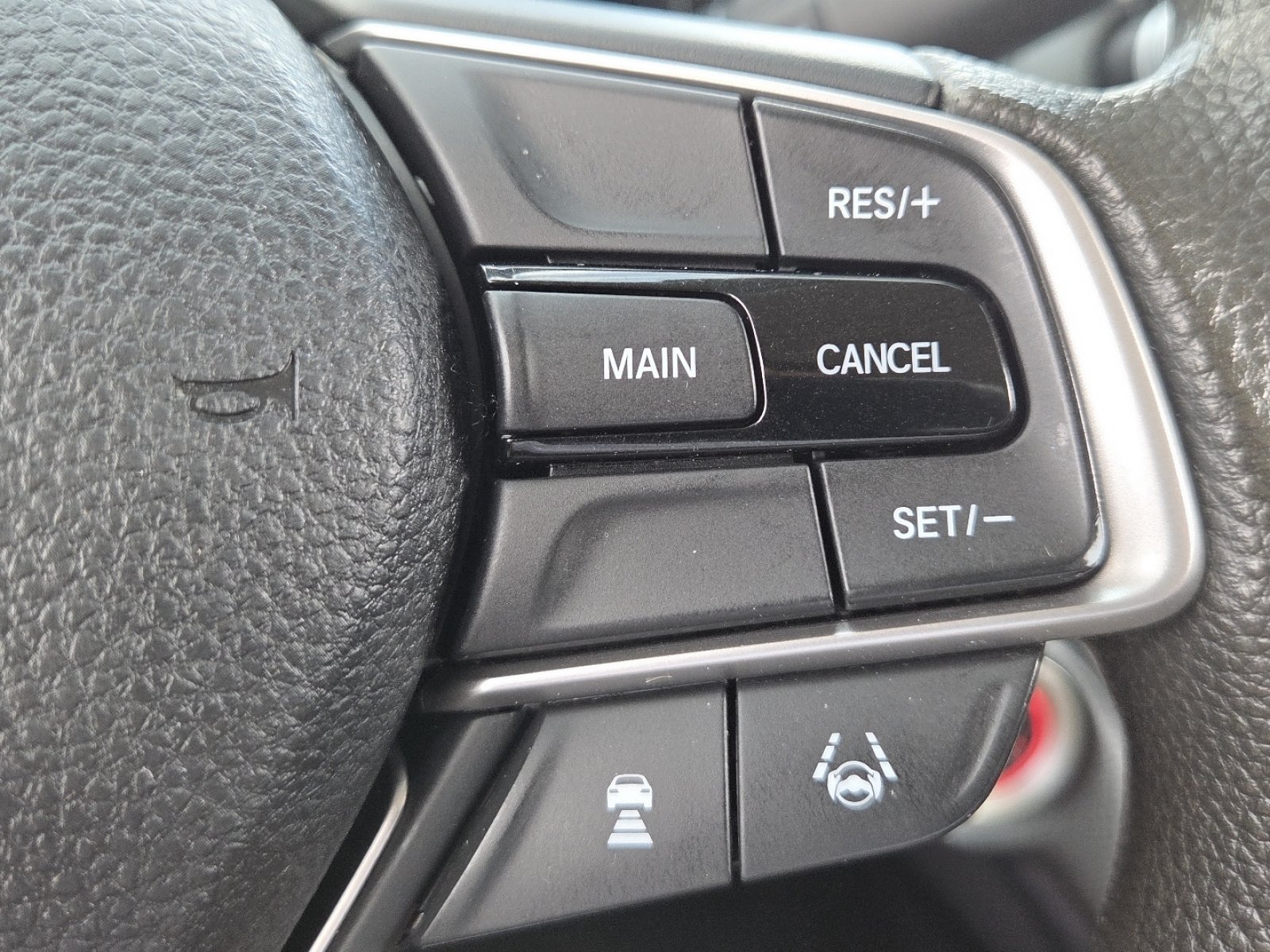 Used 2018 Honda Accord EX image 8