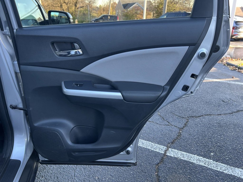 Used 2016 Honda CR-V Touring image 34