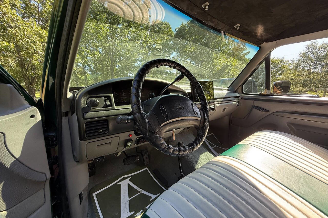 Used 1996 Ford F250 XL 2dr 4WD Extended Cab LB HD image 18