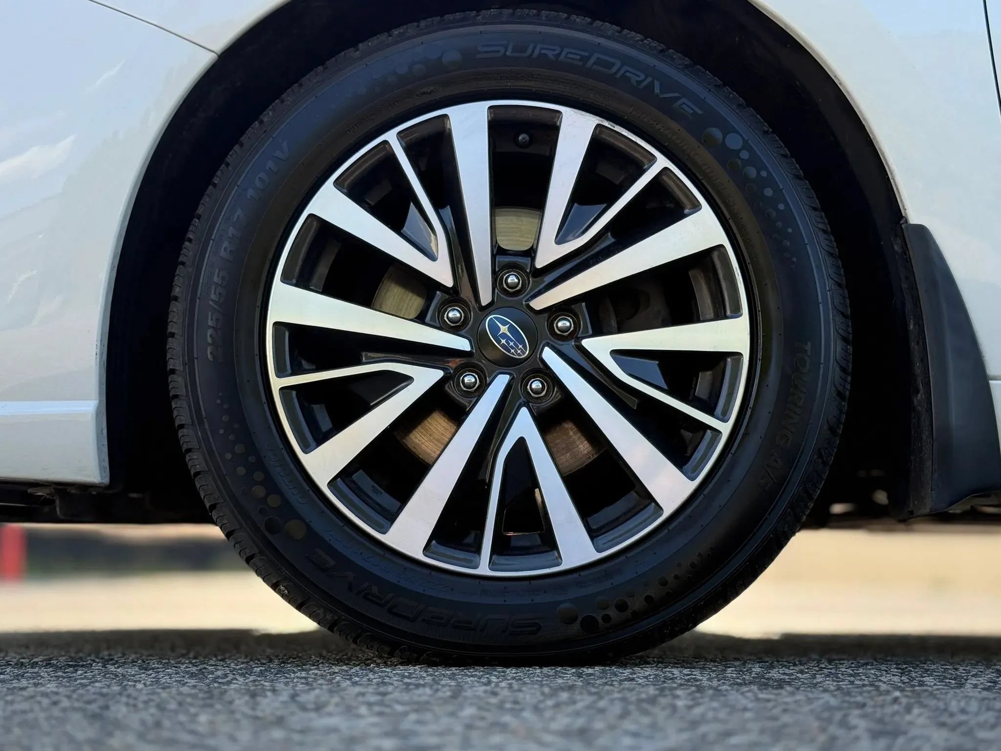 Used 2019 Subaru Legacy 2.5i Premium AWD/4WD image 29