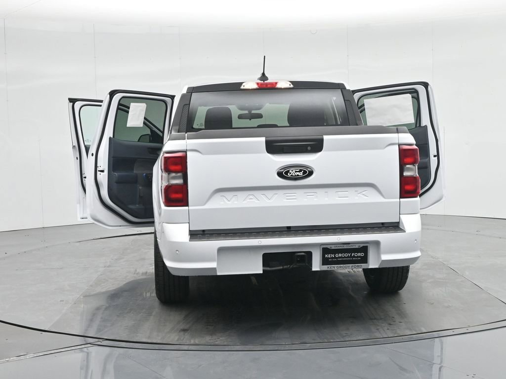 New 2025 Ford Maverick Lobo image 32