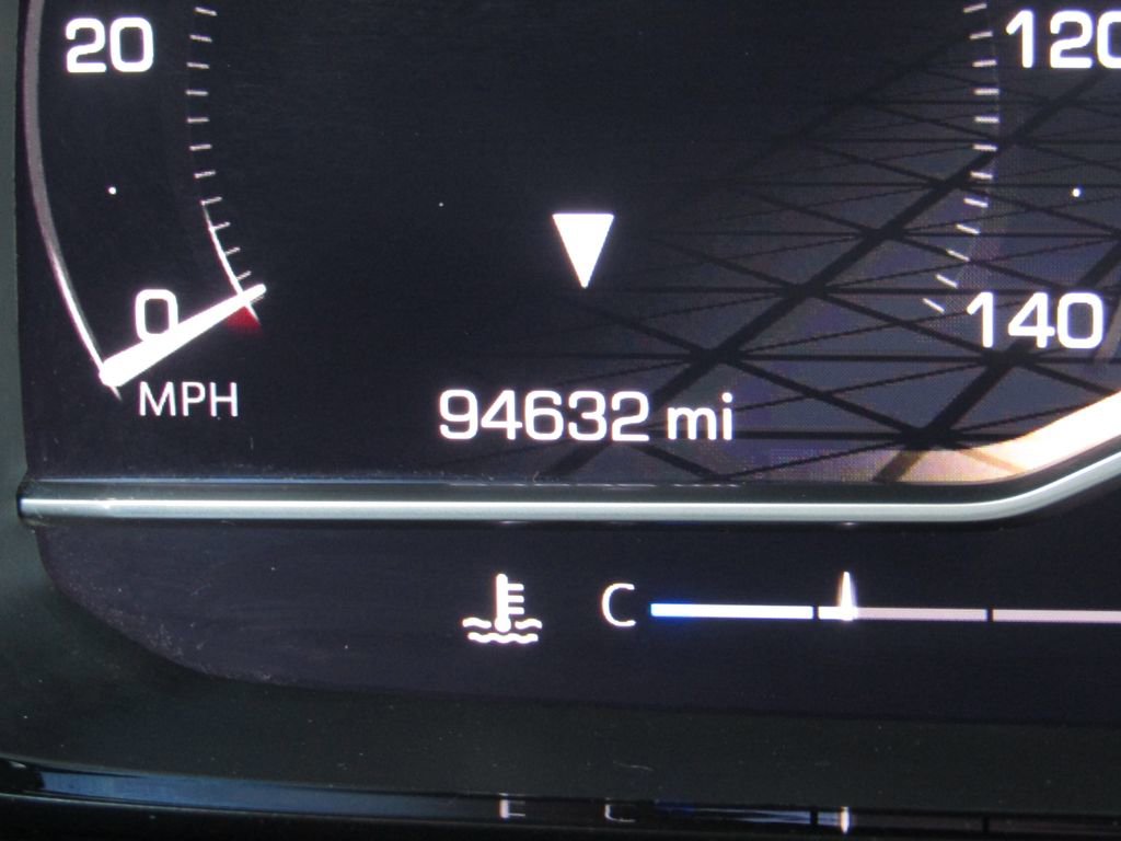 Used 2023 GMC Yukon Denali image 34