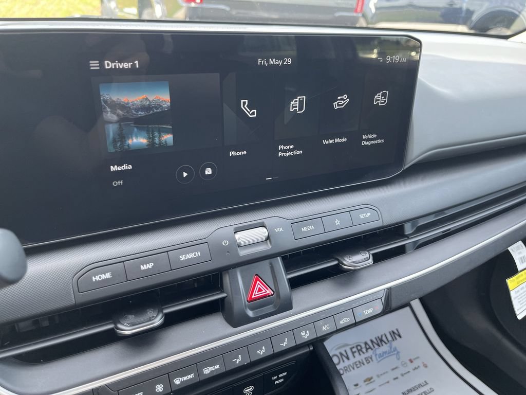 Used 2025 Kia K4 FWD image 16