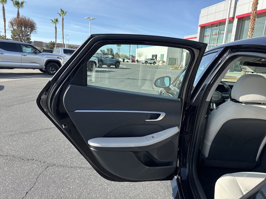 Used 2025 Hyundai Sonata SEL image 16