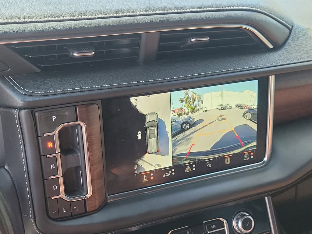 Used 2023 GMC Yukon Denali Ultimate image 32