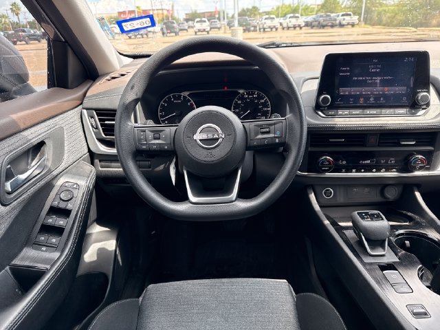 Certified 2023 Nissan Rogue SV FWD image 14