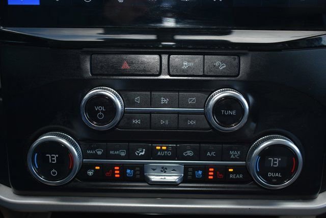 Used 2023 Ford Expedition Max XLT image 32