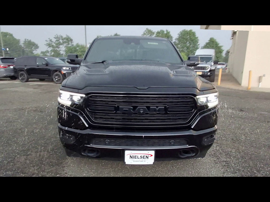 Used 2024 RAM 1500 Limited AWD/4WD image 3