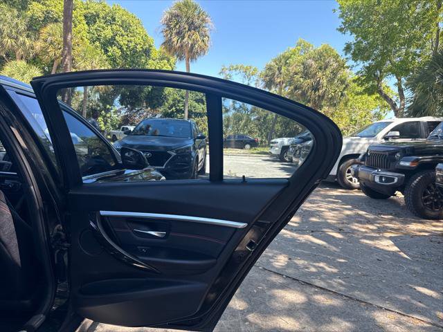 Used 2018 BMW 330i Sedan RWD image 17