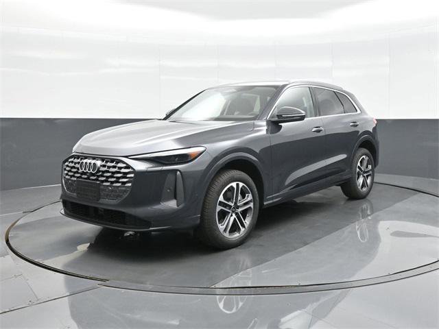 New 2025 Audi Q5 Premium image 3