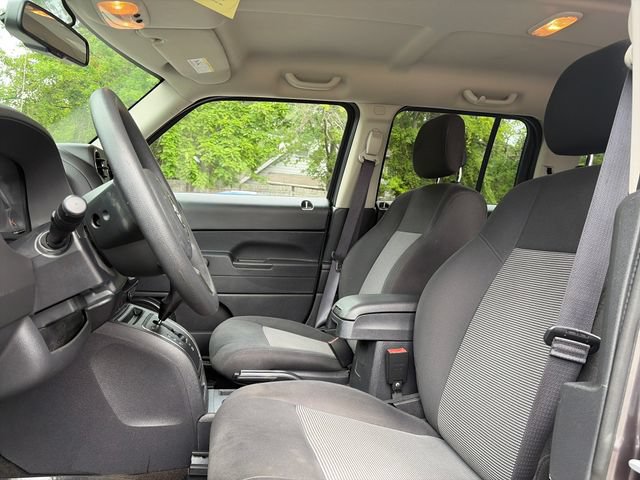Used 2016 Jeep Patriot Sport FWD image 21
