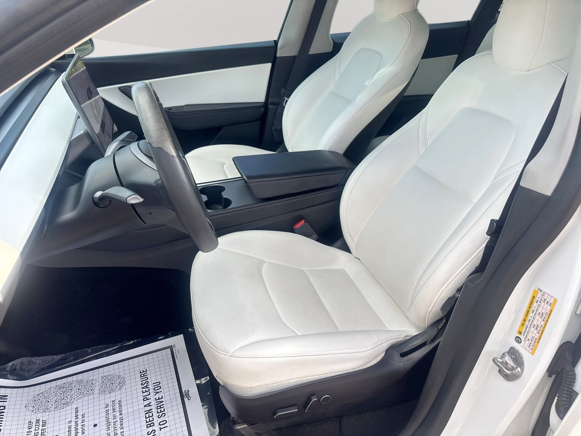 Used 2022 Tesla Model Y Performance AWD/4WD image 13