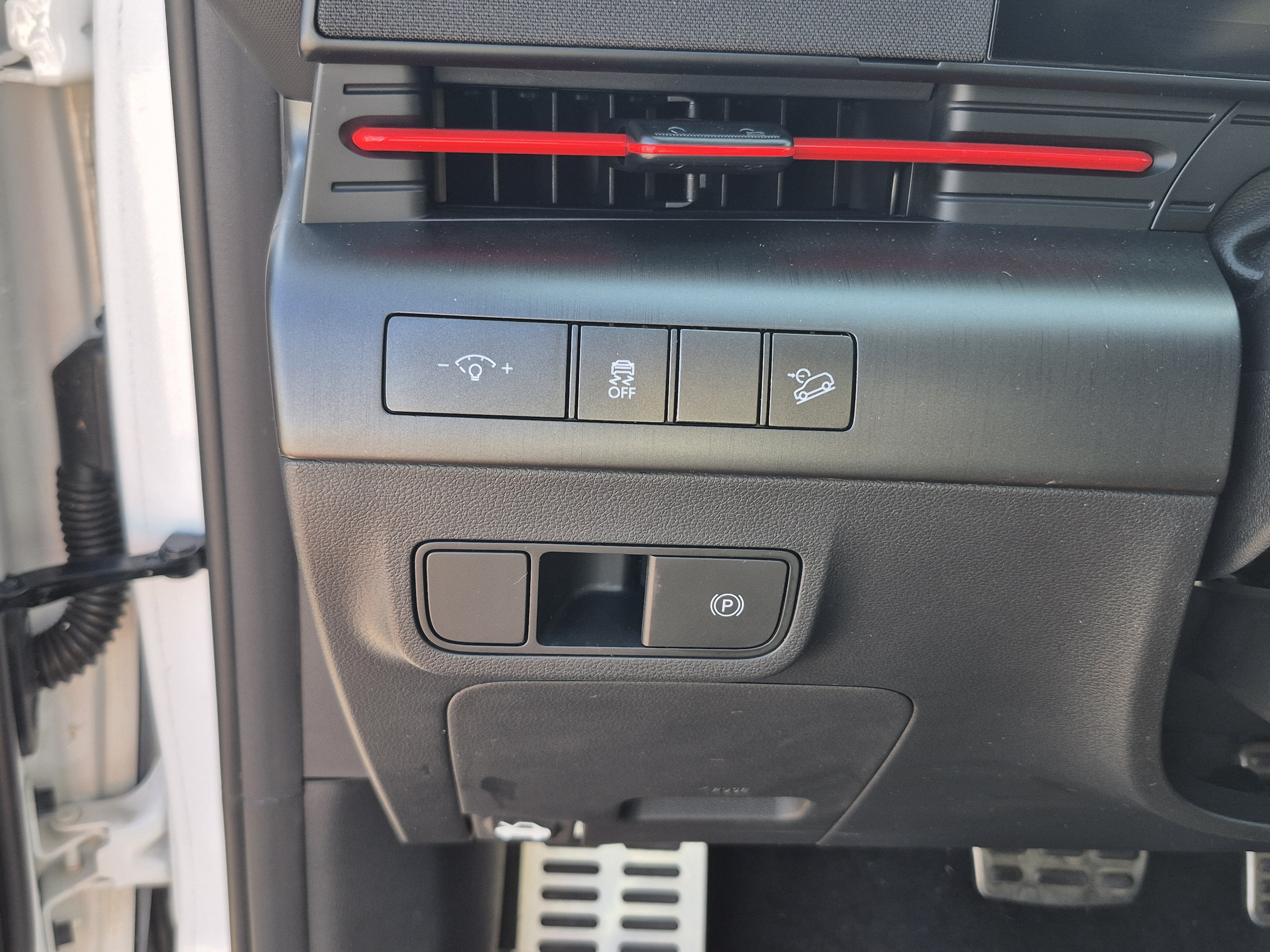 Used 2024 Hyundai Kona N Line FWD image 33